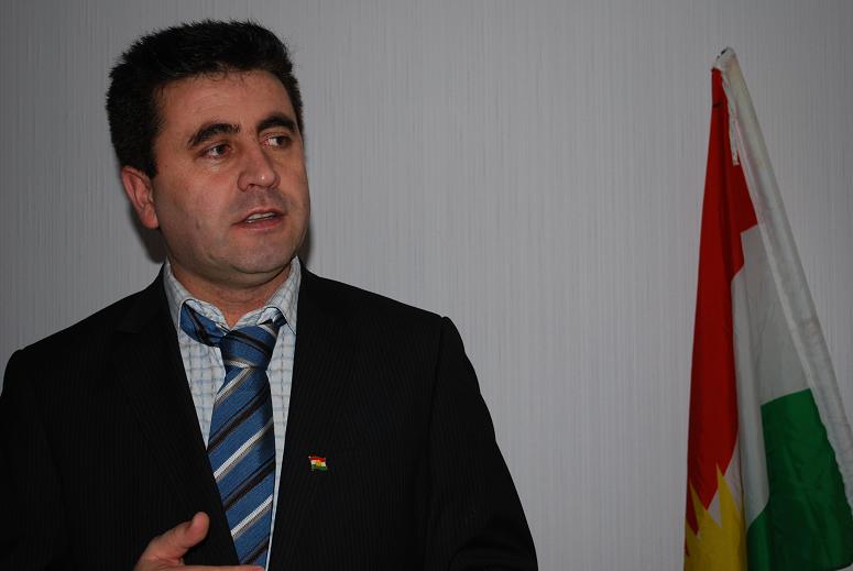 وتوێژی ڕۆژنامه ی ئه ڤڕۆ به زاری کرمانجی له گه ڵ عارف باوه جانی 