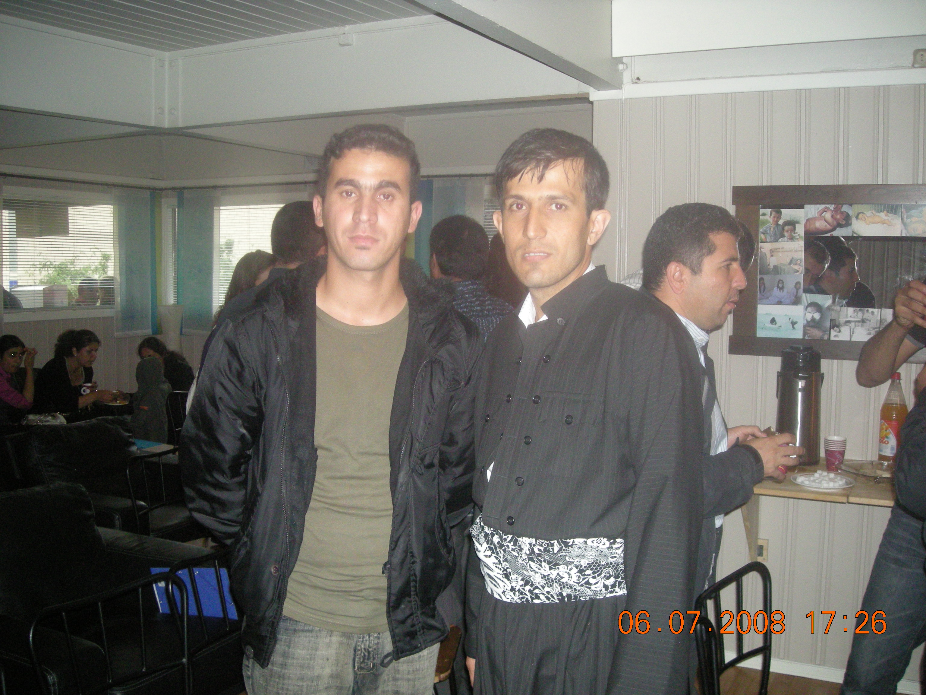 له&zwnj; ئۆسڵۆ پایته&zwnj;ختی نۆرویژ یادی 21 ساڵه&zwnj;ی کیمیا بارانی سه&zwnj;رده&zwnj;شت کرایه&zwnj;وه&zwnj;.