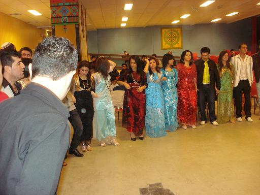 له&zwnj; ئۆسڵۆ پایته&zwnj;ختی وڵاتی نۆرویژ به&zwnj; به&zwnj;شداری  39 پارت وڕێکخراوی جۆراجۆری کوردستانی و جیهانی ده&zwnj;یان که&zwnj;سایه&zwnj;تی کوردستانی وجیهانی یادی دووساڵه&zwnj;ی دامه&zwnj;زراندنی پارتی سه&zwnj;ربه&zwnj;ستیی کوردستان کرایه&zwnj;وه&zwnj;. 